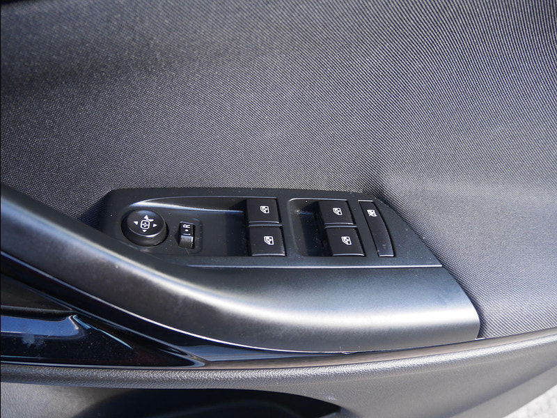 Vauxhall Astra 1.4i Turbo SRi Nav Auto Euro 6 (s/s) 5dr 5dr Automatic 2025