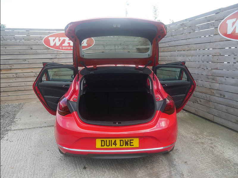 Vauxhall Astra 1.6 16v Elite Hatchback 5dr Petrol Manual Euro 5 (115 ps) 5dr Manual 2026