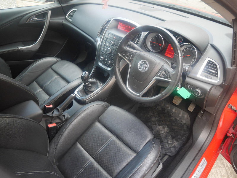 Vauxhall Astra 1.6 16v Elite Hatchback 5dr Petrol Manual Euro 5 (115 ps) 5dr Manual 2026
