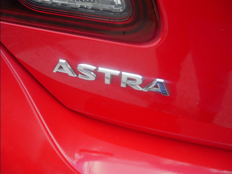 Vauxhall Astra 1.6 16v Elite Hatchback 5dr Petrol Manual Euro 5 (115 ps) 5dr Manual 2026