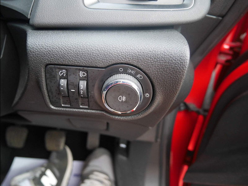 Vauxhall Astra 1.6 16v Limited Edition Euro 5 5dr 5dr Manual 2025