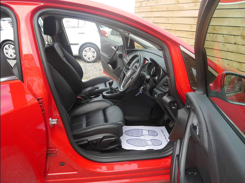 Vauxhall Astra 1.6 16v Limited Edition Euro 5 5dr 5dr Manual 2025