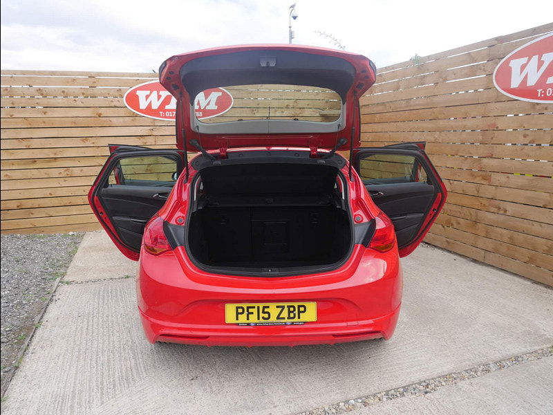 Vauxhall Astra 1.6 16v Limited Edition Euro 5 5dr 5dr Manual 2025