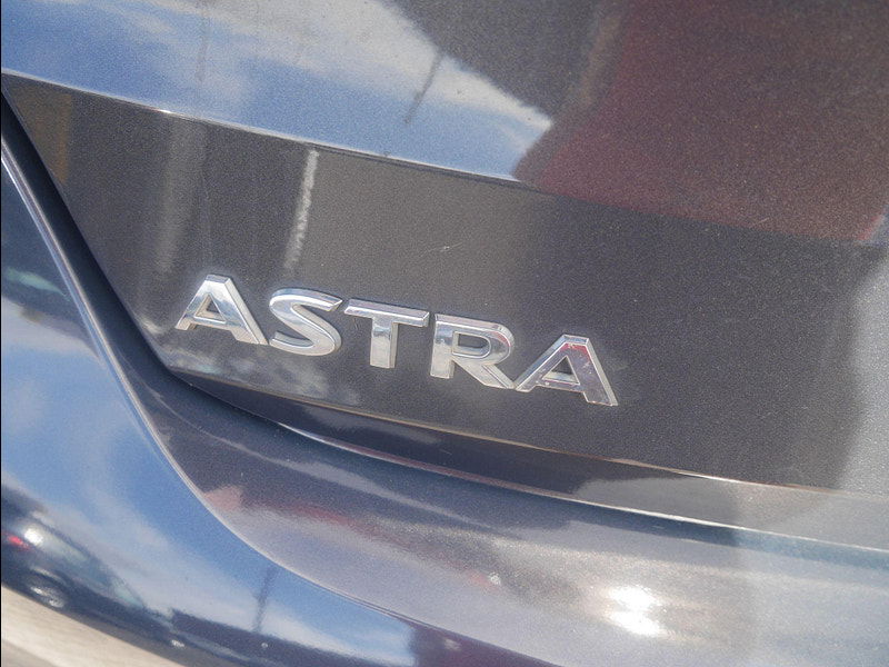 Vauxhall Astra 1.6 CDTi BlueInjection Elite Nav Euro 6 (s/s) 5dr 5dr Manual 2025