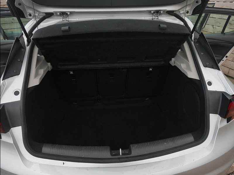Vauxhall Astra 1.6 CDTi BlueInjection Elite Nav Hatchback 5dr Diesel Manual Euro 6 (s/s) (136 ps) 5dr Manual 2026
