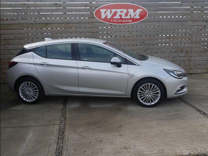 Vauxhall Astra 1.6 CDTi BlueInjection Elite Nav Hatchback 5dr Diesel Manual Euro 6 (s/s) (136 ps) 5dr Manual 2026
