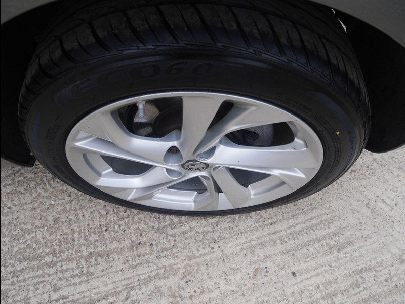 Vauxhall Astra 1.6 CDTi BlueInjection SRi Euro 6 (s/s) 5dr 5dr Manual 2025