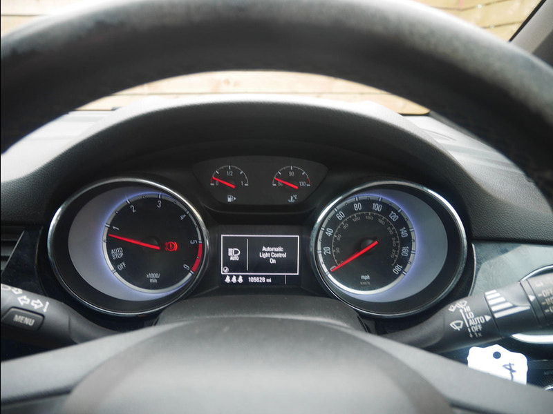 Vauxhall Astra 1.6 CDTi BlueInjection SRi Euro 6 (s/s) 5dr 5dr Manual 2025