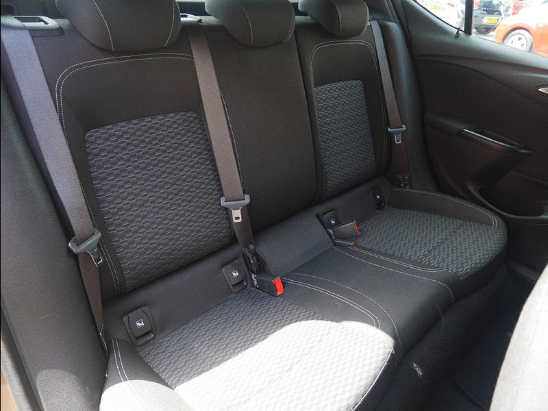 Vauxhall Astra 1.6 CDTi BlueInjection SRi Euro 6 (s/s) 5dr 5dr Manual 2025