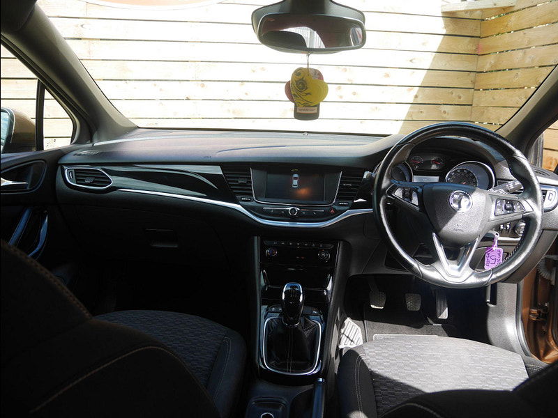 Vauxhall Astra 1.6 CDTi BlueInjection SRi Euro 6 (s/s) 5dr 5dr Manual 2025