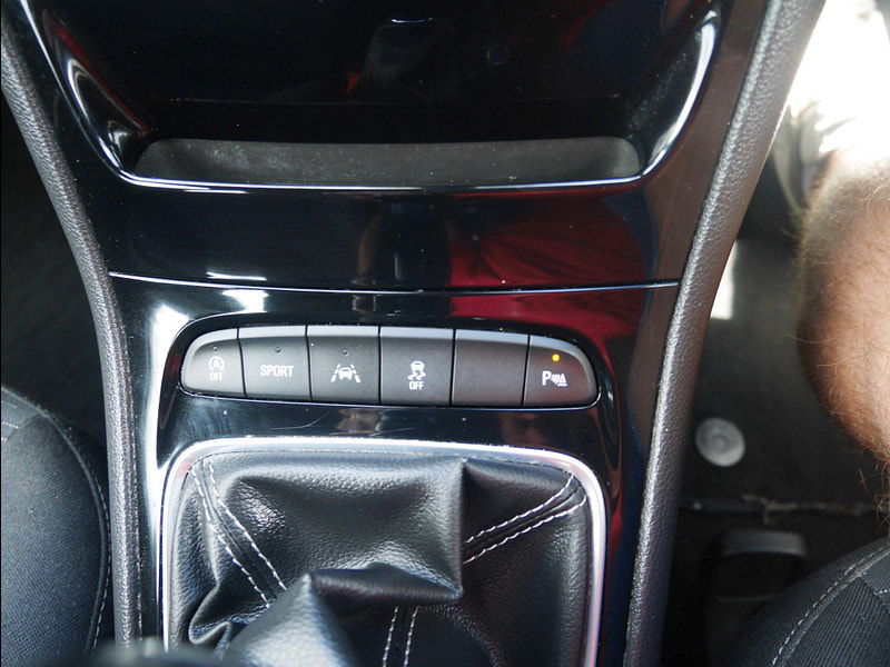 Vauxhall Astra 1.6 CDTi BlueInjection SRi Euro 6 (s/s) 5dr 5dr Manual 2025