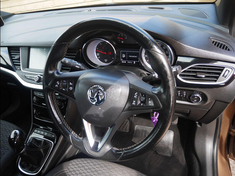 Vauxhall Astra 1.6 CDTi BlueInjection SRi Euro 6 (s/s) 5dr 5dr Manual 2025
