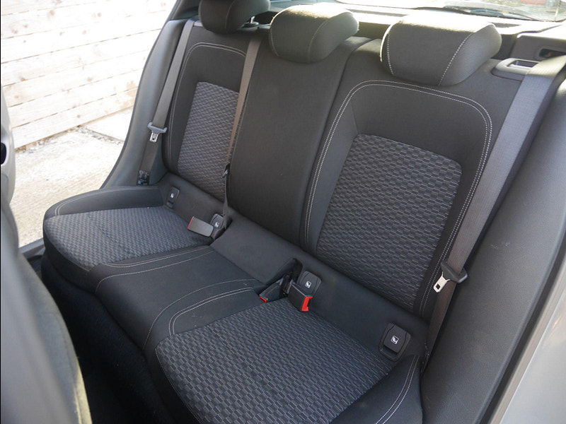 Vauxhall Astra 1.6 CDTi BlueInjection SRi Hatchback 5dr Diesel Manual Euro 6 (s/s) (136 ps) 5dr Manual 2025