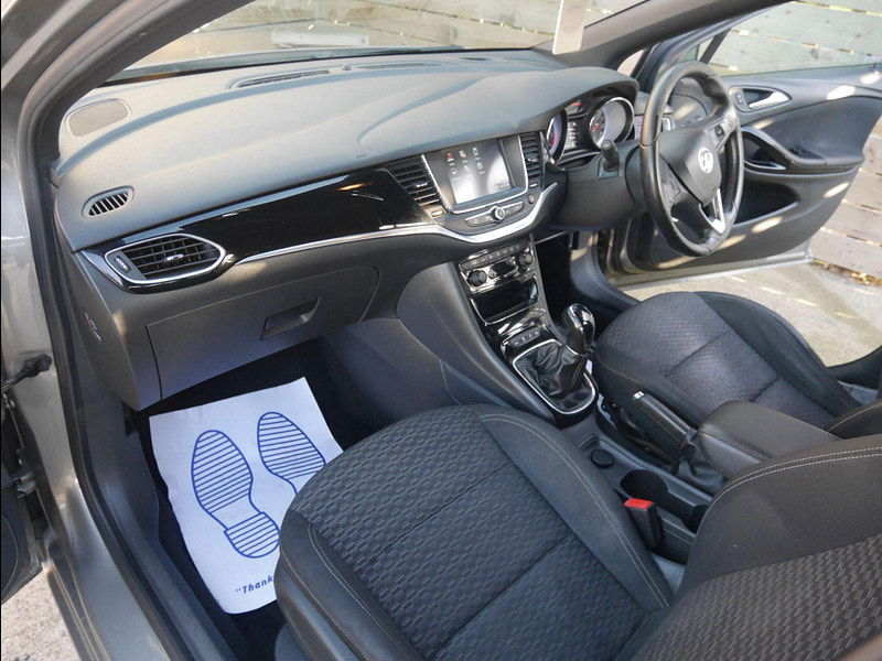 Vauxhall Astra 1.6 CDTi BlueInjection SRi Hatchback 5dr Diesel Manual Euro 6 (s/s) (136 ps) 5dr Manual 2025