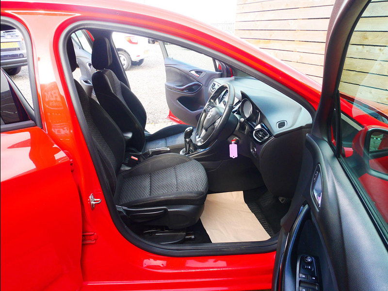 Vauxhall Astra 1.6 CDTi BlueInjection SRi Nav Hatchback 5dr Diesel Manual Euro 6 (s/s) (136 ps) 5dr Manual 2026