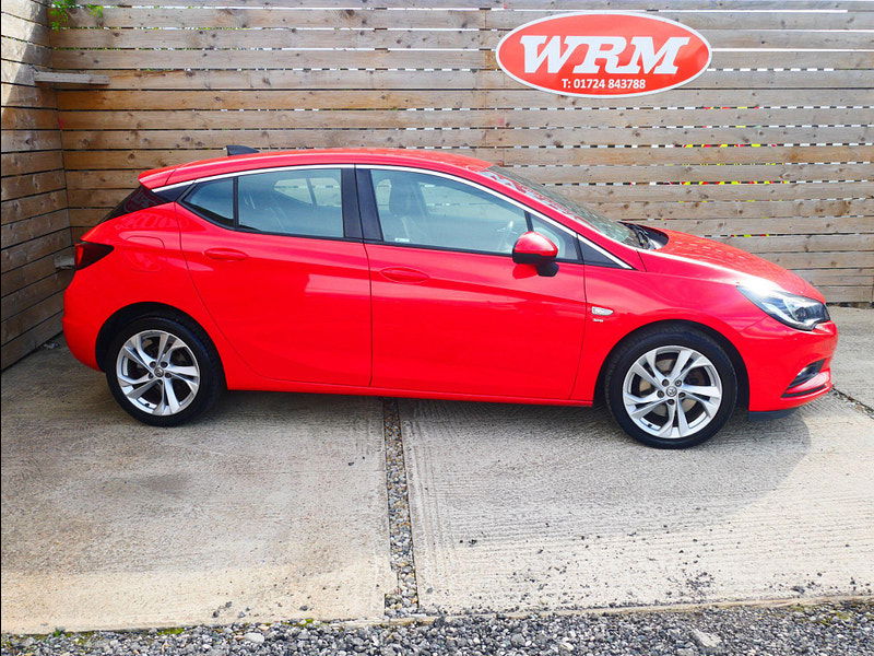 Vauxhall Astra 1.6 CDTi BlueInjection SRi Nav Hatchback 5dr Diesel Manual Euro 6 (s/s) (136 ps) 5dr Manual 2026