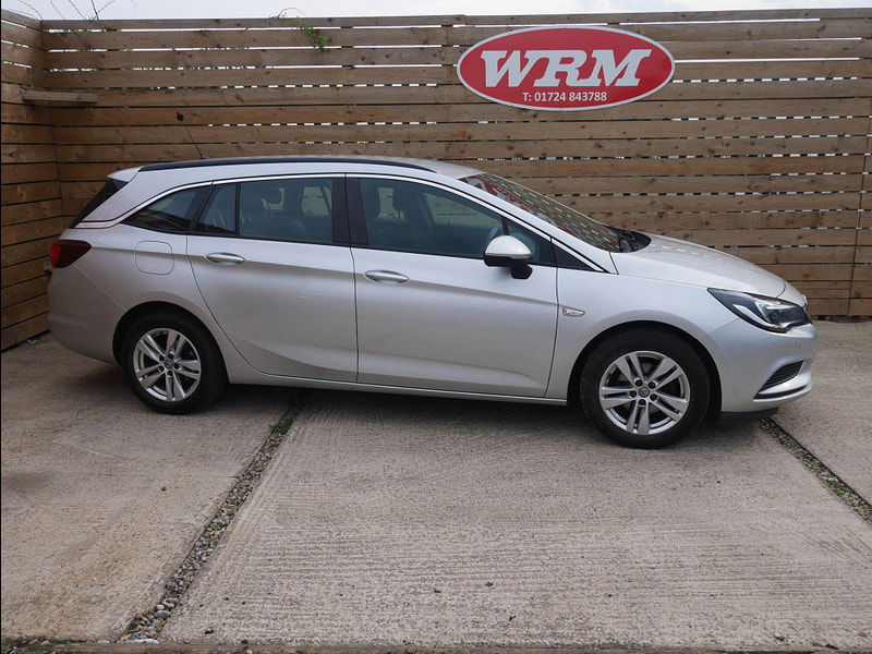 Vauxhall Astra 1.6 CDTi ecoFLEX Design Sports Tourer Euro 6 (s/s) 5dr 5dr Manual 2025