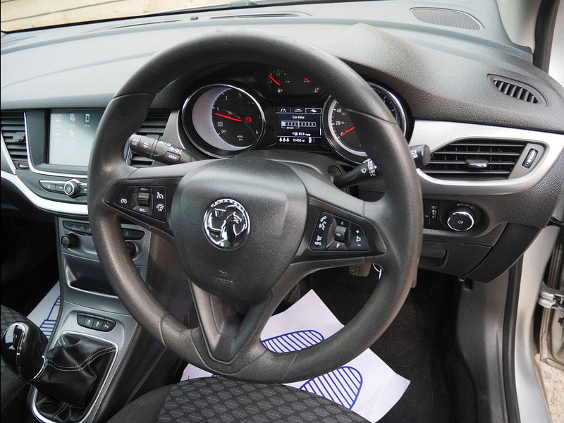 Vauxhall Astra 1.6 CDTi ecoFLEX Design Sports Tourer Euro 6 (s/s) 5dr 5dr Manual 2025