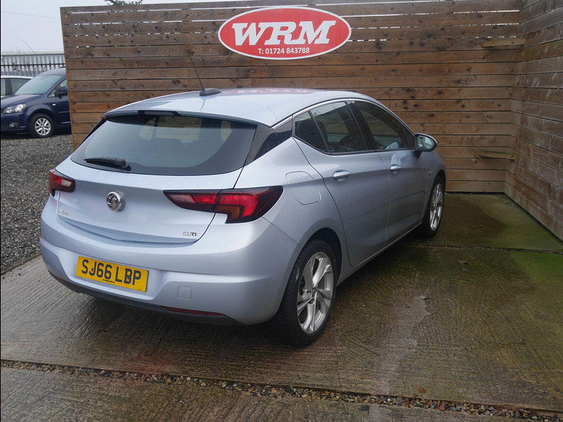 Vauxhall Astra 1.6 CDTi ecoTEC BlueInjection SRi Hatchback 5dr Diesel Manual Euro 6 (110 ps) 5dr Manual 2026
