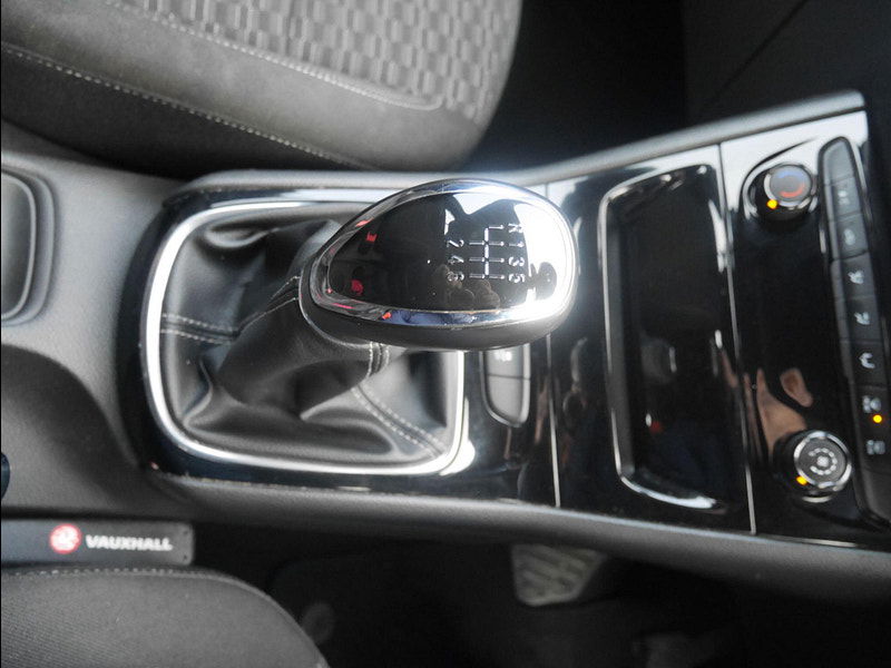 Vauxhall Astra 1.6 CDTi ecoTEC BlueInjection SRi Hatchback 5dr Diesel Manual Euro 6 (110 ps) 5dr Manual 2026