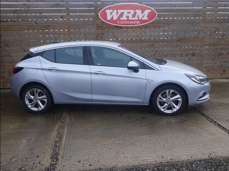 Vauxhall Astra 1.6 CDTi ecoTEC BlueInjection SRi Hatchback 5dr Diesel Manual Euro 6 (110 ps) 5dr Manual 2026