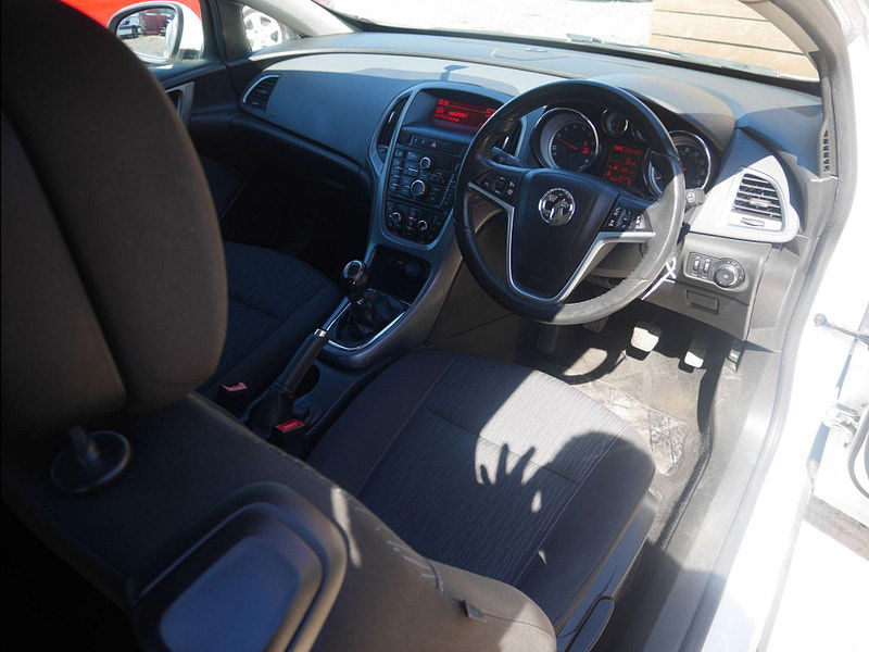 Vauxhall Astra GTC 1.4T 16V Sport Euro 5 (s/s) 3dr 3dr Manual 2025
