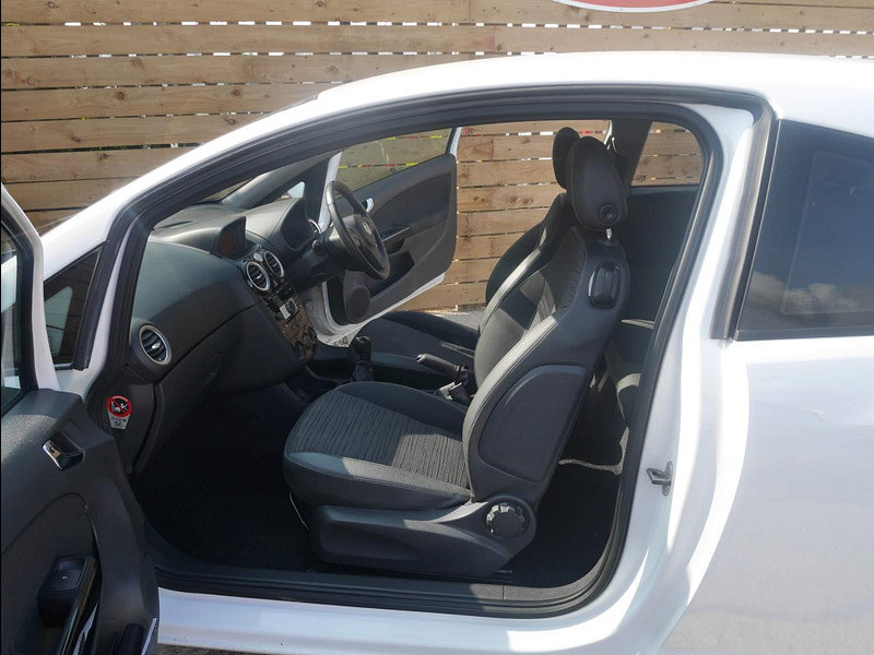 Vauxhall Corsa 1.0 ecoFLEX 12V Excite Euro 5 3dr (A/C) 3dr Manual 2026