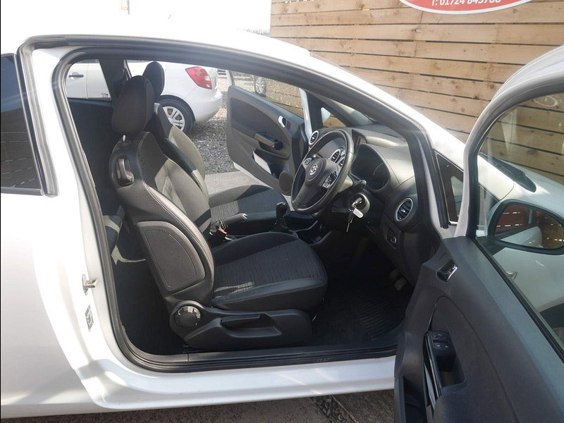 Vauxhall Corsa 1.0 ecoFLEX 12V Excite Euro 5 3dr (A/C) 3dr Manual 2026