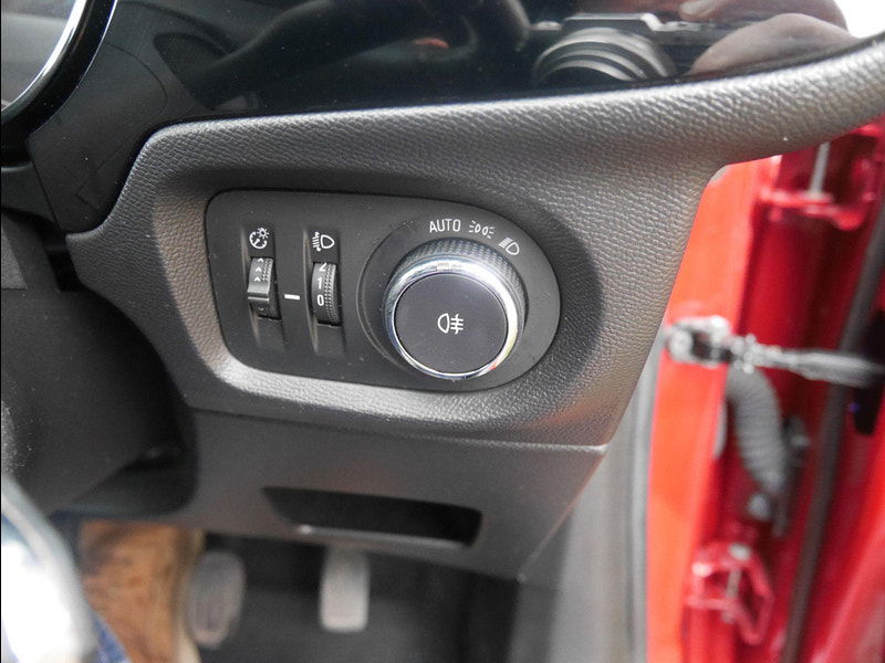 Vauxhall Corsa 1.2 SE Hatchback 5dr Petrol Manual Euro 6 (75 ps) 5dr Manual 2026