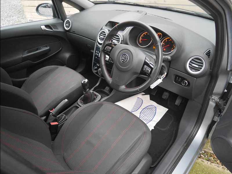 Vauxhall Corsa 1.4 16V SXi Hatchback 5dr Petrol Manual Wide Ratio Euro 5 (A/C) (100 ps) 5dr Manual 2025