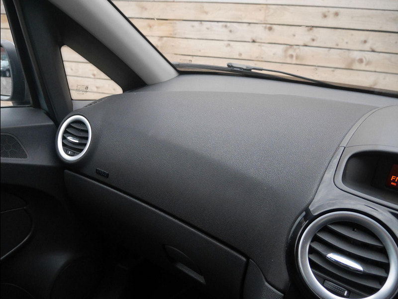 Vauxhall Corsa 1.4 16V SXi Hatchback 5dr Petrol Manual Wide Ratio Euro 5 (A/C) (100 ps) 5dr Manual 2025