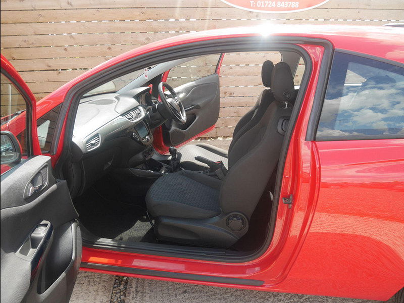 Vauxhall Corsa 1.4i ecoFLEX Design Euro 6 3dr 3dr Manual 2025