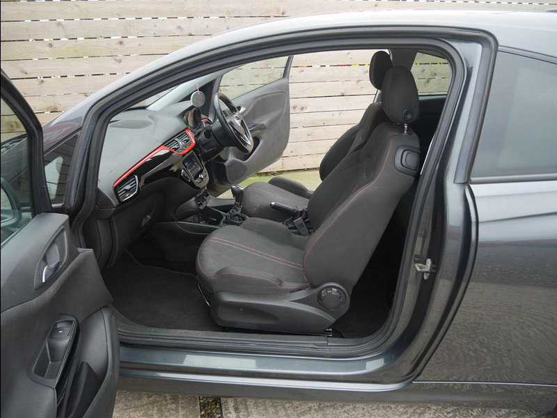 Vauxhall Corsa 1.4i ecoTEC Limited Edition Hatchback 3dr Petrol Manual Euro 6 (75 ps) 3dr Manual 2026