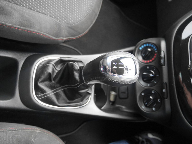 Vauxhall Corsa 1.4i ecoTEC Limited Edition Hatchback 3dr Petrol Manual Euro 6 (75 ps) 3dr Manual 2026