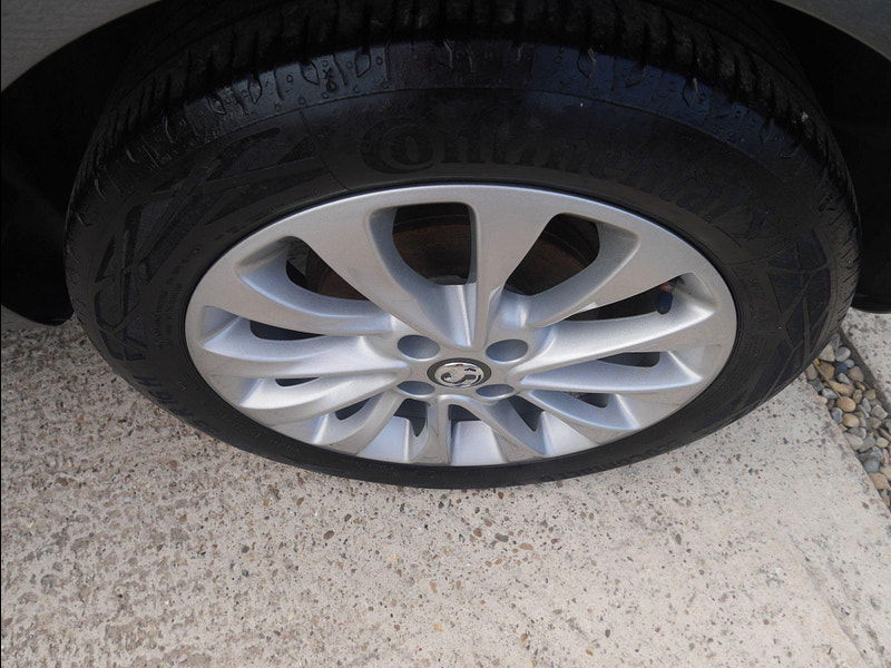 Vauxhall Corsa 1.4i ecoTEC SE Nav Euro 6 5dr 5dr Manual 2025