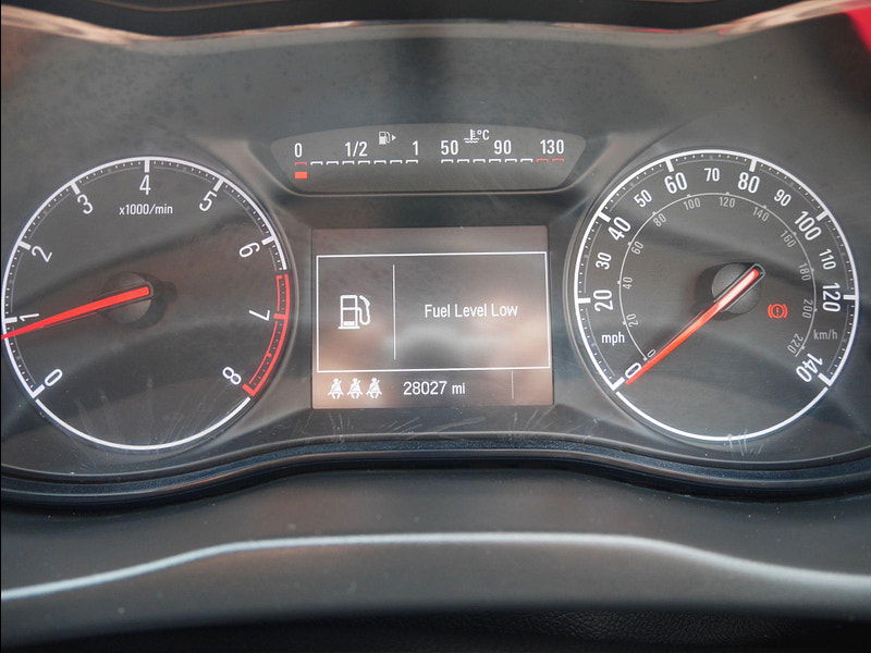 Vauxhall Corsa 1.4i ecoTEC SE Nav Euro 6 5dr 5dr Manual 2025