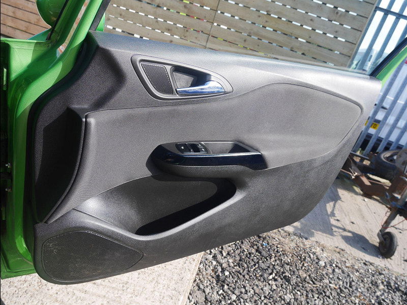 Vauxhall Corsa 1.4i SRi VX Line Euro 6 3dr 3dr Manual 2025