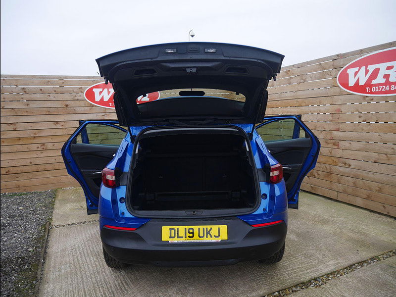 Vauxhall Grandland X 1.2 Turbo SE Euro 6 (s/s) 5dr 5dr Manual 2025