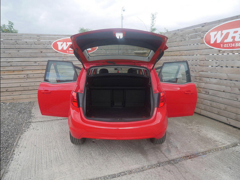 Vauxhall Meriva 1.4i Tech Line MPV 5dr Petrol Manual Euro 6 (100 ps) 5dr Manual 2026