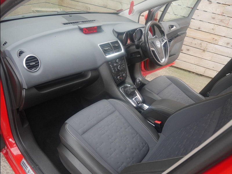 Vauxhall Meriva 1.4i Tech Line MPV 5dr Petrol Manual Euro 6 (100 ps) 5dr Manual 2026