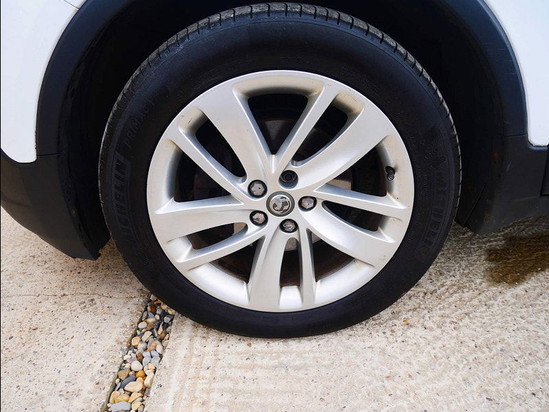 Vauxhall Mokka 1.6 CDTi Tech Line 2WD Euro 6 (s/s) 5dr 5dr Manual 2025
