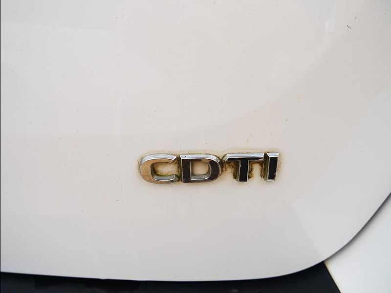 Vauxhall Mokka 1.6 CDTi Tech Line 2WD Euro 6 (s/s) 5dr 5dr Manual 2025