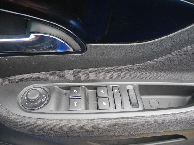 Vauxhall Mokka X 1.4i Turbo Design Nav SUV 5dr Petrol Manual Euro 6 (s/s) (140 ps) 5dr Manual 2026