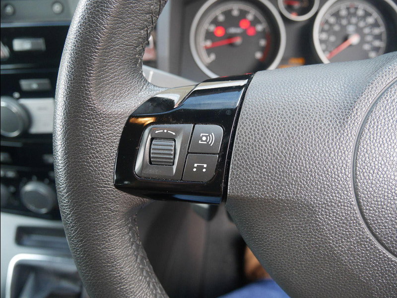 Vauxhall Zafira 1.6 16V Exclusiv MPV 5dr Petrol Manual Euro 5 (115 ps) 5dr Manual 2026