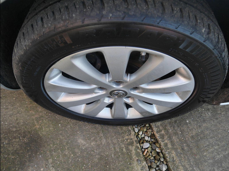 Vauxhall Zafira Tourer 1.4i Turbo SE MPV 5dr Petrol Manual Euro 6 (140 ps) 5dr Manual 2026