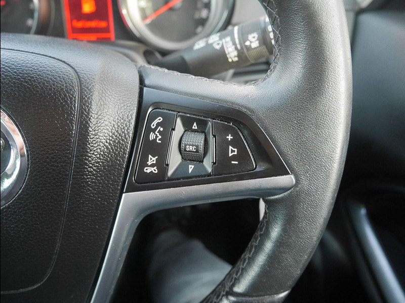 Vauxhall Zafira Tourer 1.4i Turbo SE MPV 5dr Petrol Manual Euro 6 (140 ps) 5dr Manual 2026