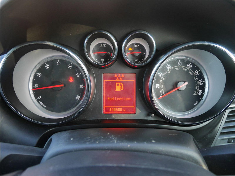 Vauxhall Zafira Tourer 1.4i Turbo SE MPV 5dr Petrol Manual Euro 6 (140 ps) 5dr Manual 2026