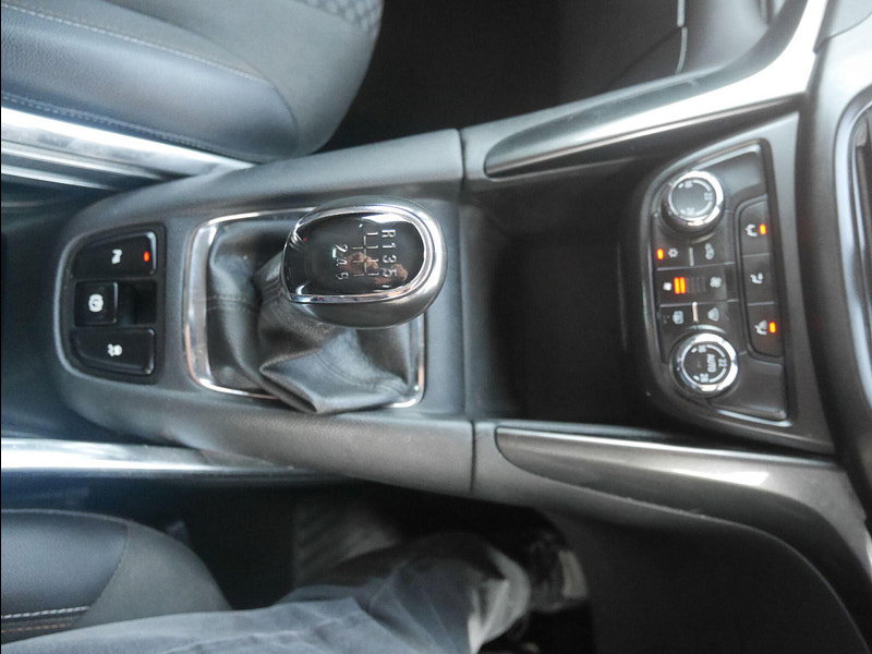 Vauxhall Zafira Tourer 1.4i Turbo SE MPV 5dr Petrol Manual Euro 6 (140 ps) 5dr Manual 2026