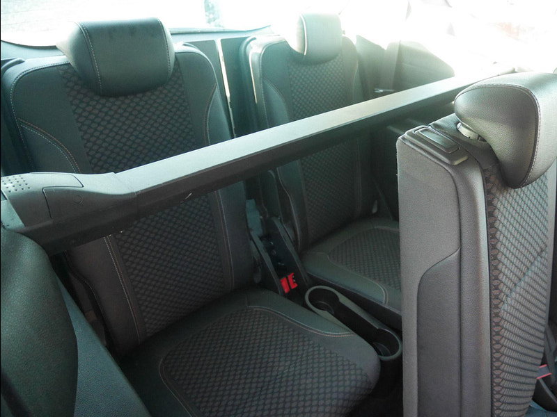 Vauxhall Zafira Tourer 1.4i Turbo SE MPV 5dr Petrol Manual Euro 6 (140 ps) 5dr Manual 2026