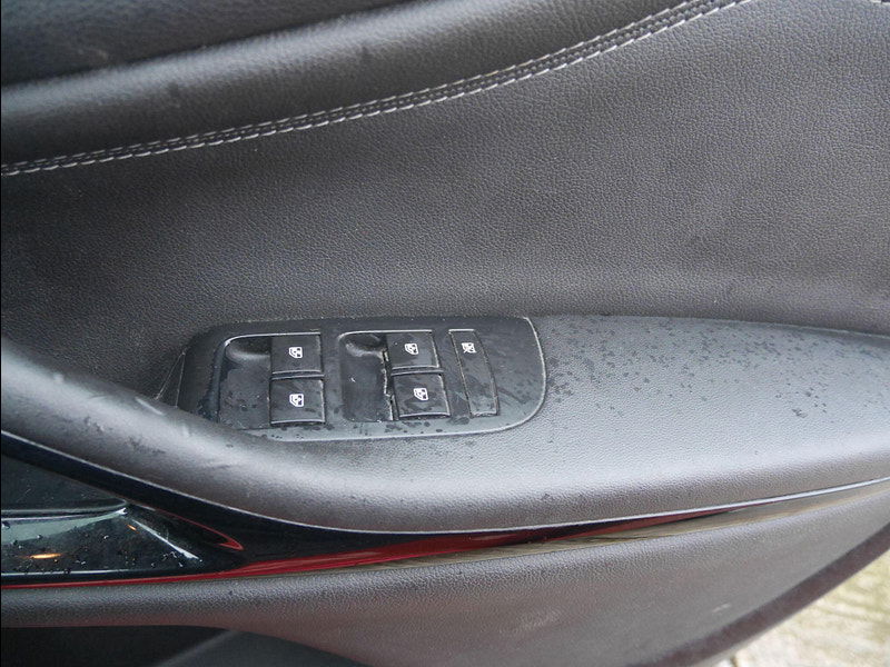 Vauxhall Zafira Tourer 1.4i Turbo SRi MPV 5dr Petrol Manual Euro 6 (140 ps) 5dr Manual 2026